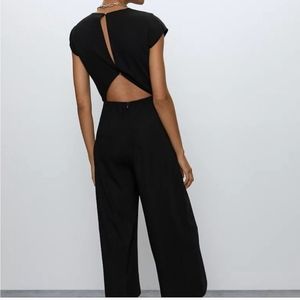 ARITZIA Babaton Hamptons Jumpsuit Black Size 2 B32